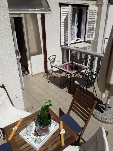 Hotel Rab-Centar à Rab Town Extérieur photo